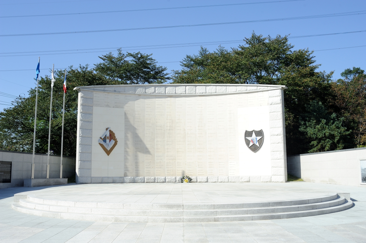 프랑스군 참전기념비 일곱번째 이미지