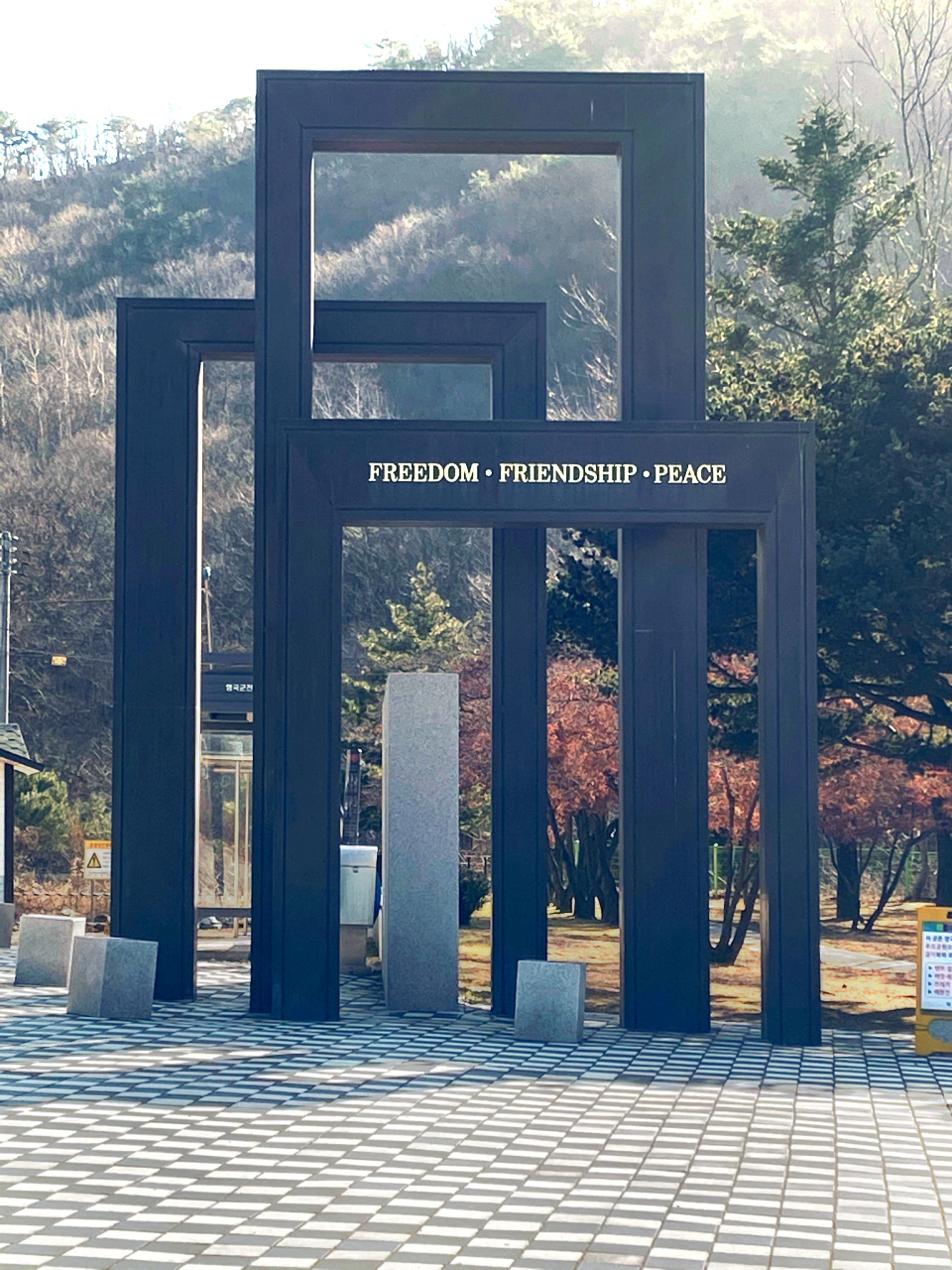 영국 설마리 전투비 스물두번째 이미지