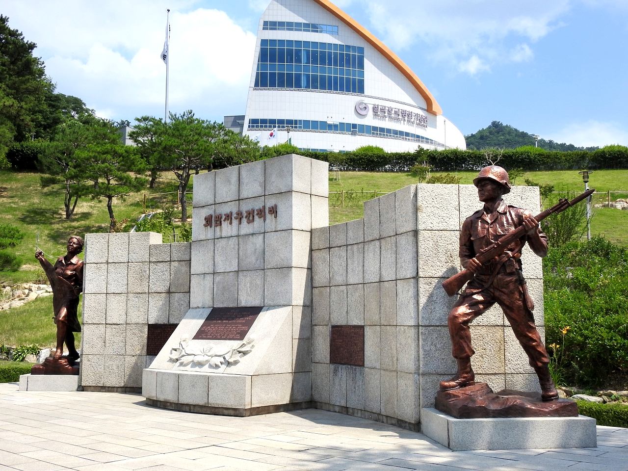 왜관지구 전적기념관 세번째 이미지