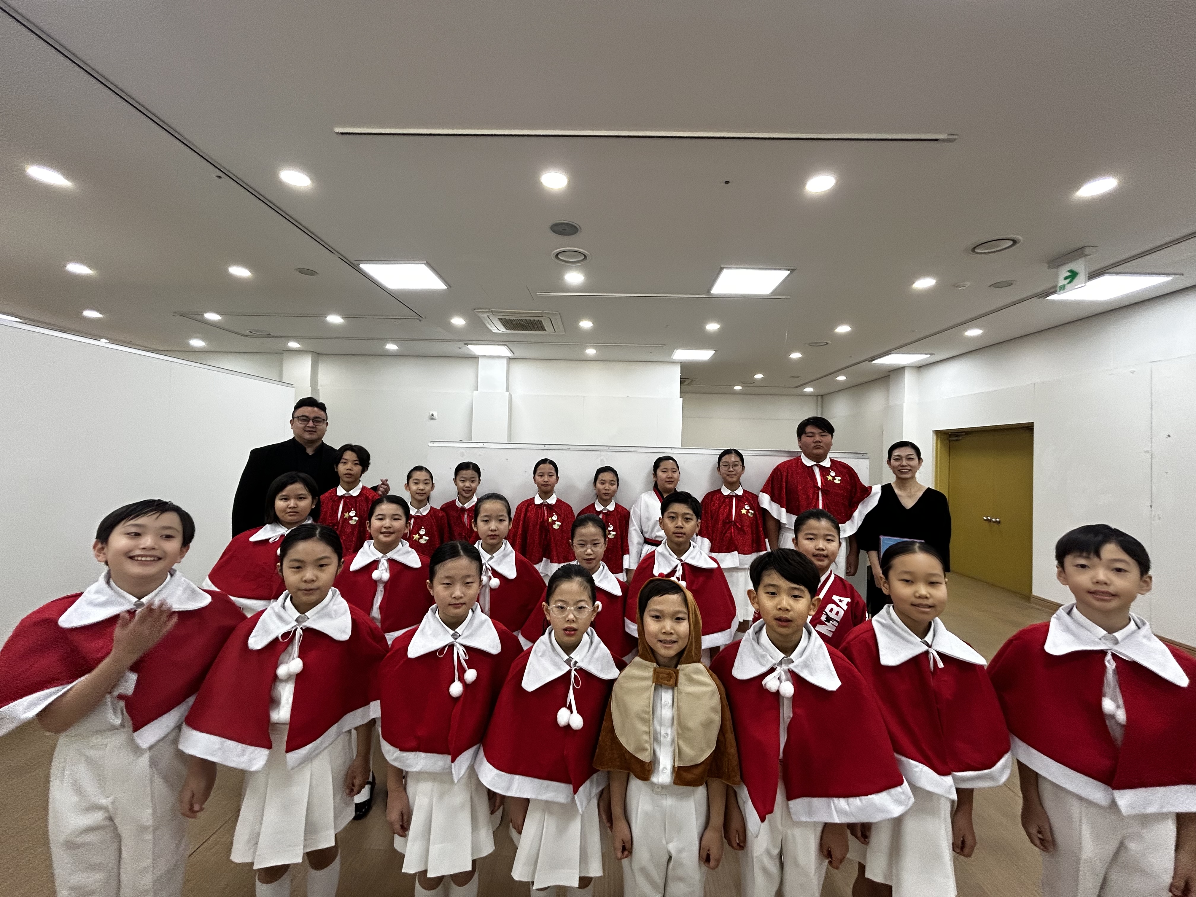 [유엔평화기념관소년소녀합창단] 부산독립운동기념관 착공식 공연 사진 첫번째 이미지